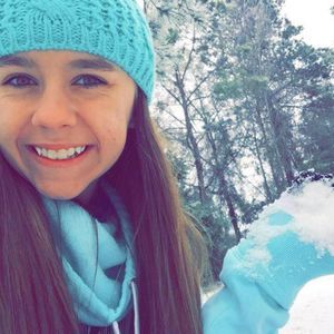 Meet your Posher, Leah